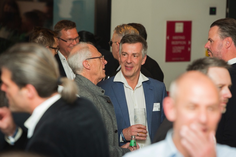 /images/slider-imgs-xs/127_Foto Loeffler_Weconact.jpg